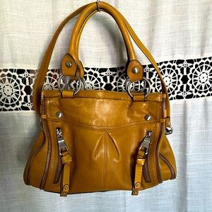 B. Makowsky purse